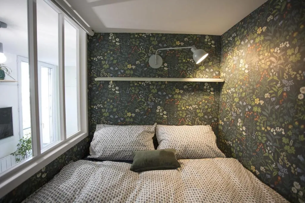 Charming bright studio near the BATIGNOLLES, Paris, France