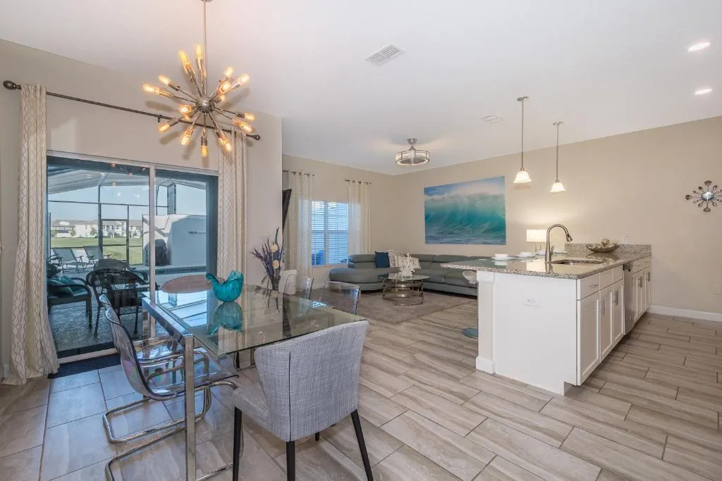 (AA3077) Storey Lake Home 4/3 Private Pool, Lake & Free Waterpark, Kissimmee, Statele Unite ale Americii