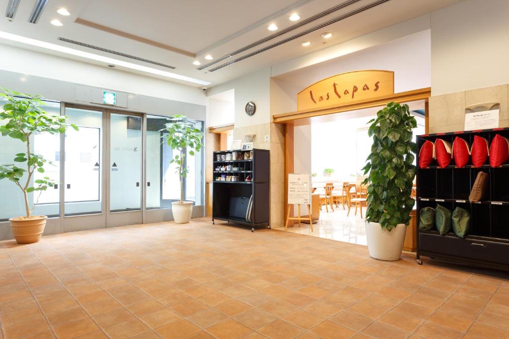 Nápoje v ubytování AkishimaStationHotel TOKYO