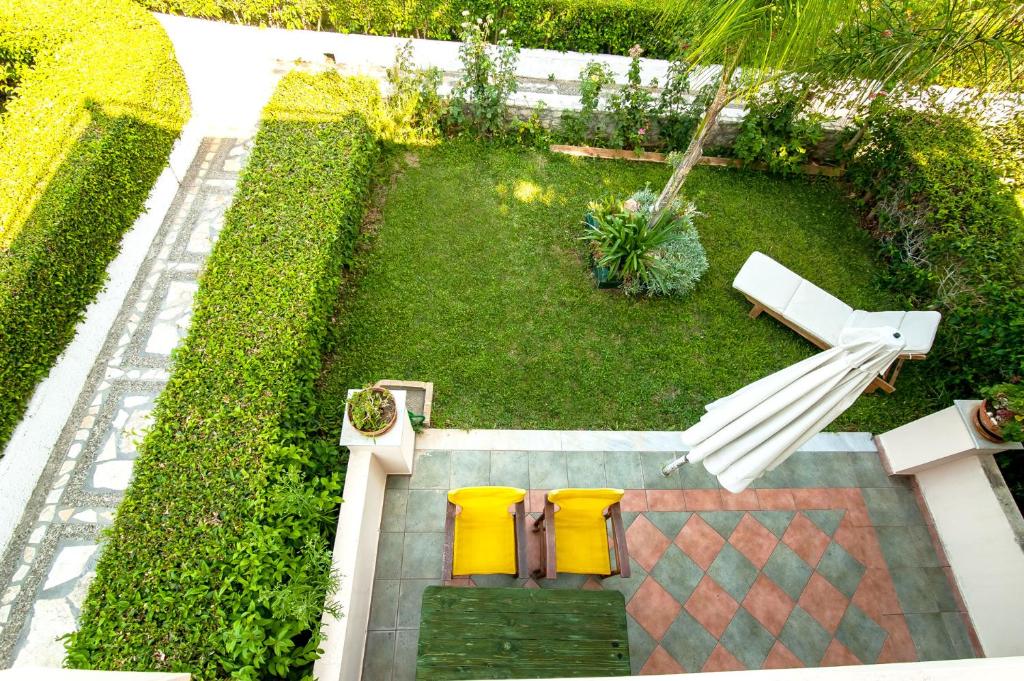 Sunny Garden Aparthotel - 10