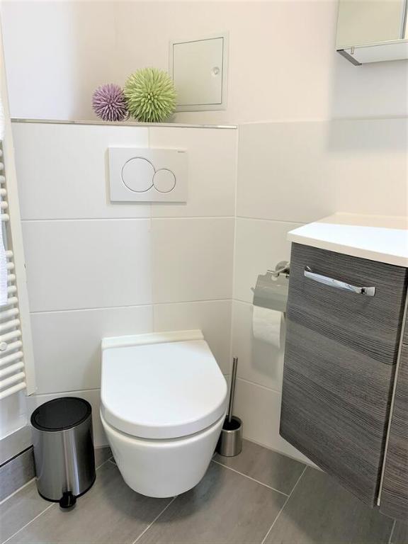 Koupelna v ubytování Top Modernes 1-Zimmer-Apartment mit Küche, Parkplatz, kostenfreiem WLAN und Netflix