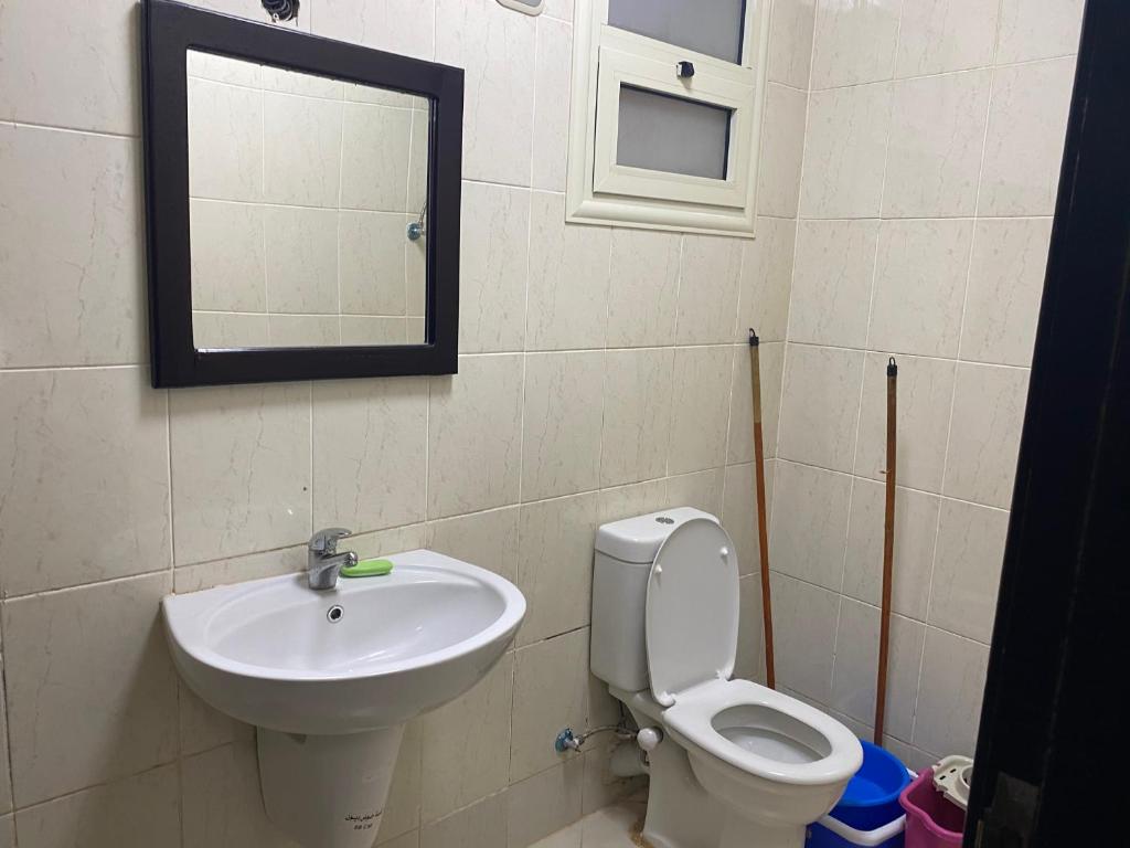 A bathroom at Porto South Beach Royal Sea view families صف اول بحر مباشر