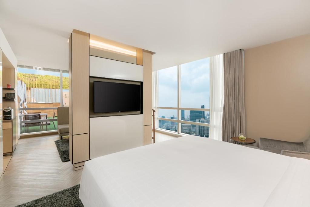 Pathumwan Princess Hotel - 12