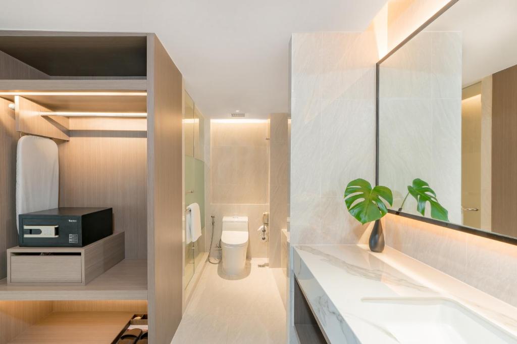 Pathumwan Princess Hotel - 6