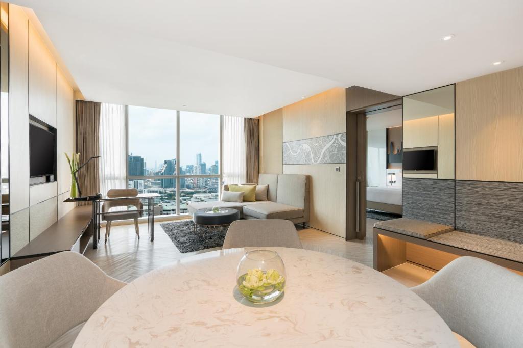 Pathumwan Princess Hotel - 5