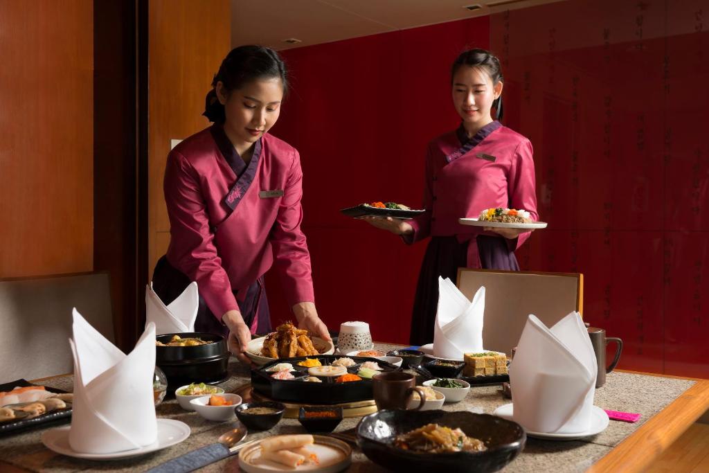 Pathumwan Princess Hotel - SHA Extra Plus Certified - Resim 25