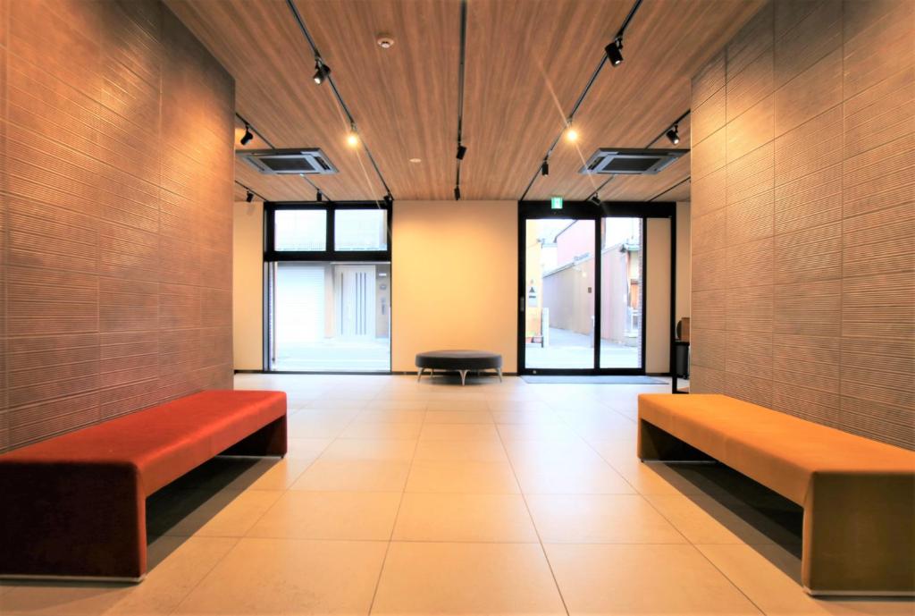 Posezení v ubytování M's Hotel Sanjo Omiya