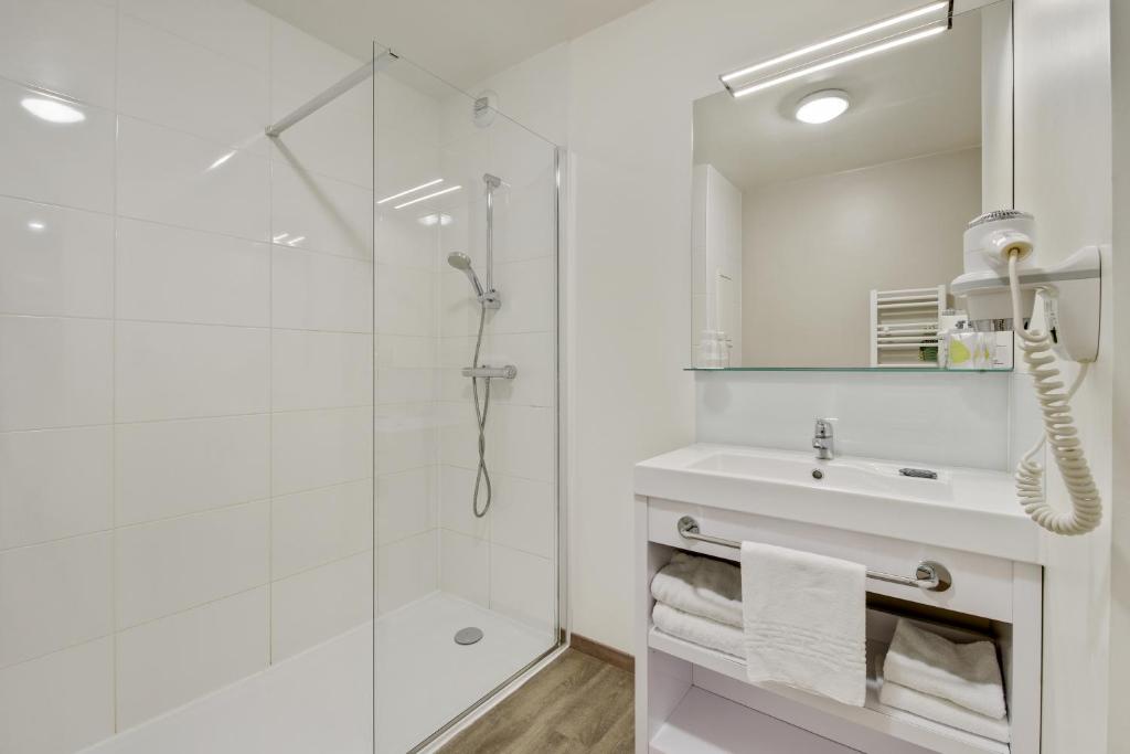 All Suites Appart Hôtel Bordeaux Pessac - Superior Studio 1-2 People (Double Bed)