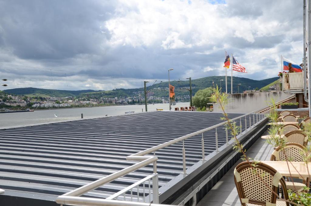 Nespecifikovaný výhled na hory nebo výhled na hory při pohledu z hotelu