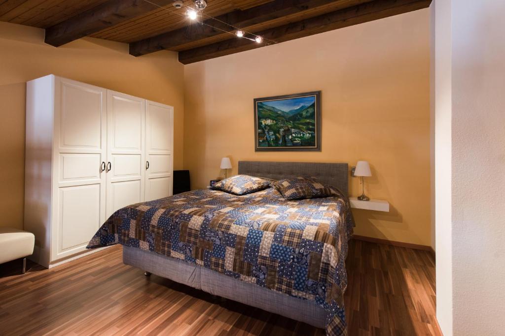Postel nebo postele na pokoji v ubytování Badehotel Salina Maris – Wellness & Vintage