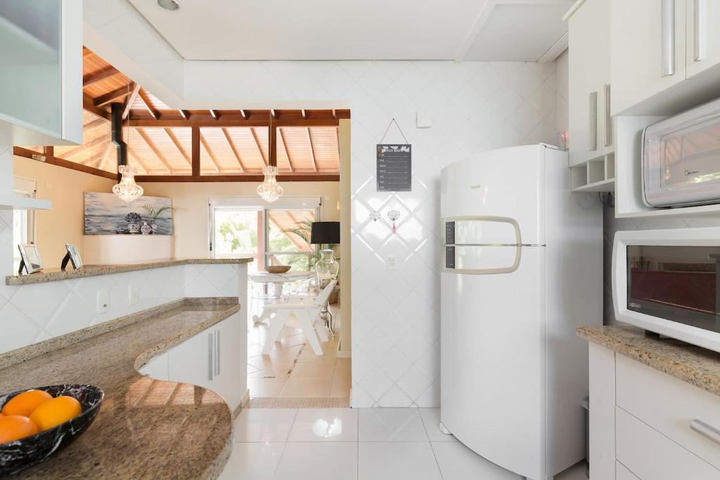  CasaIvan beautiful house located near Jurere