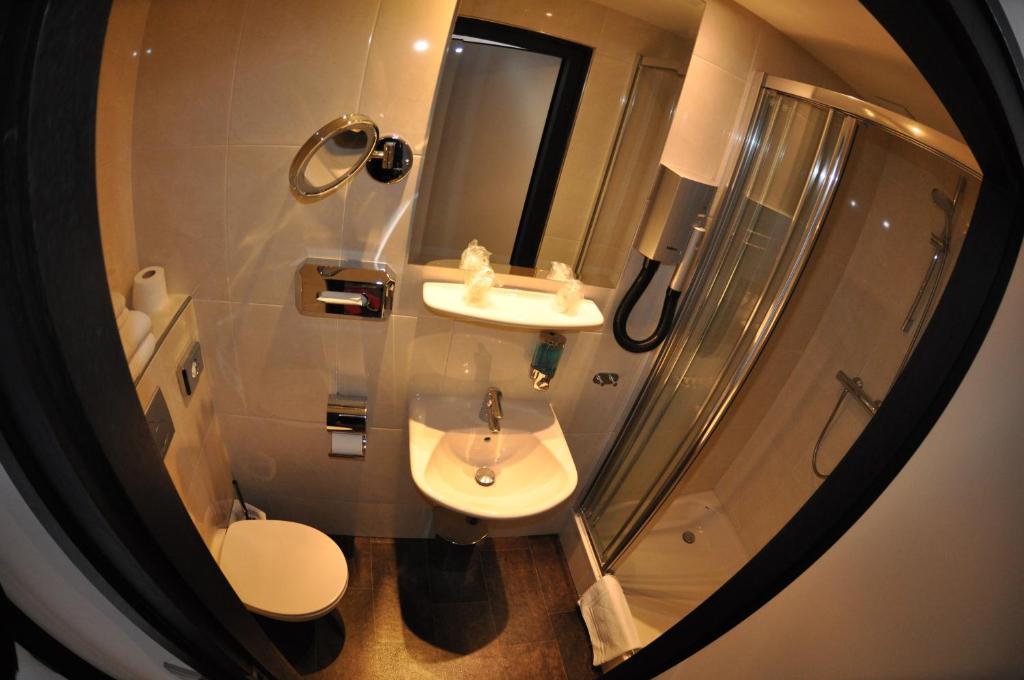 Budget Hotel Le Beau Rivage - Resim 32