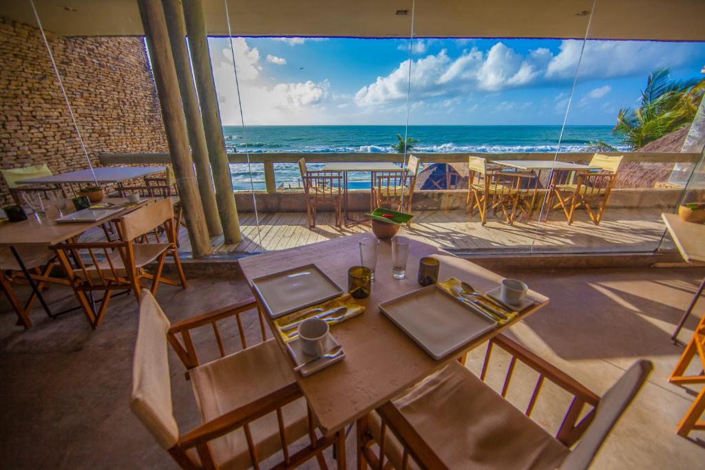  Kenoa Exclusive Beach Spa & Resort