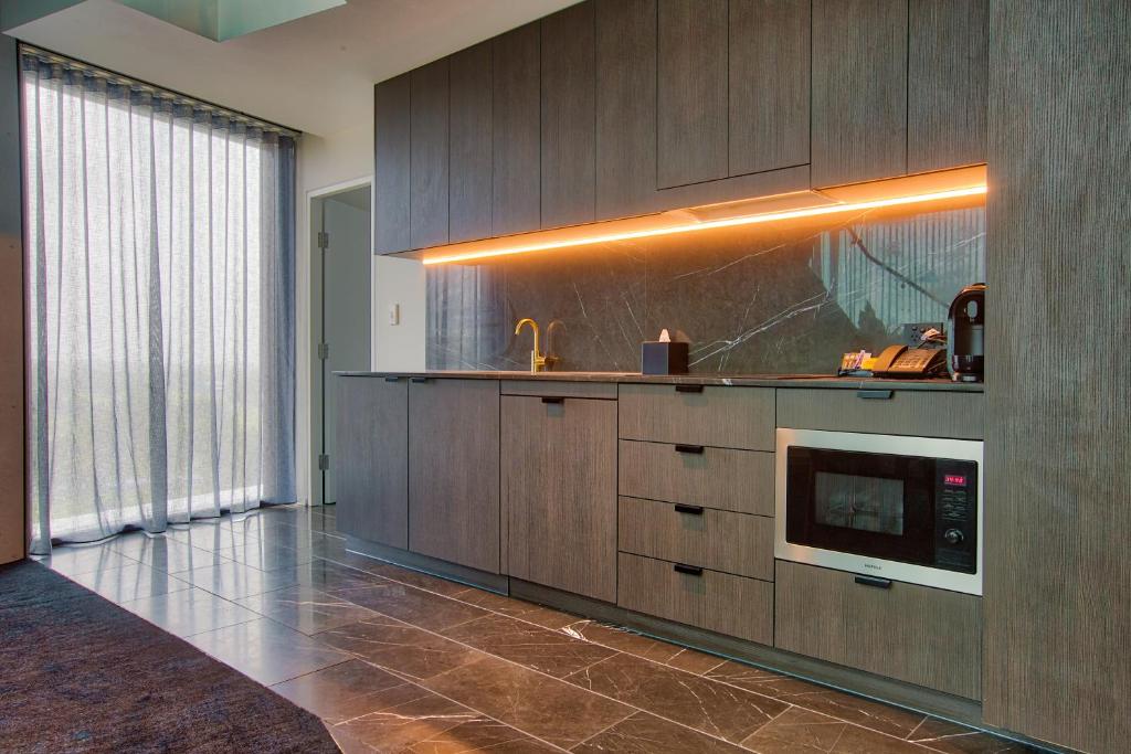 Eatons Hill Hotel - Resim 32