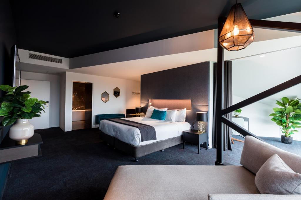 Eatons Hill Hotel - Resim 10