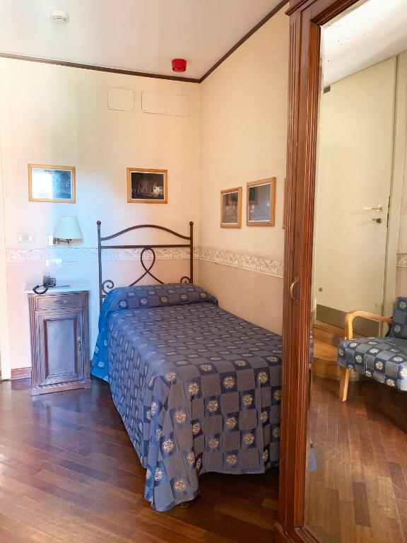 Hotel La Calcina - 2