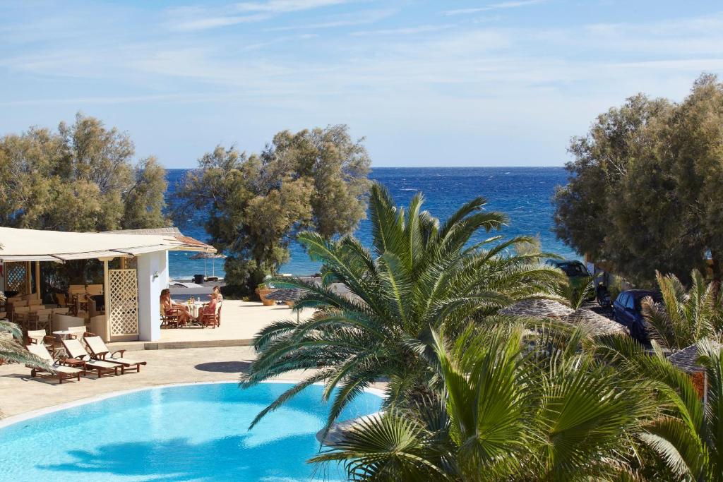 Bazén v ubytování Atlantis Beach Villa nebo v jeho okolí