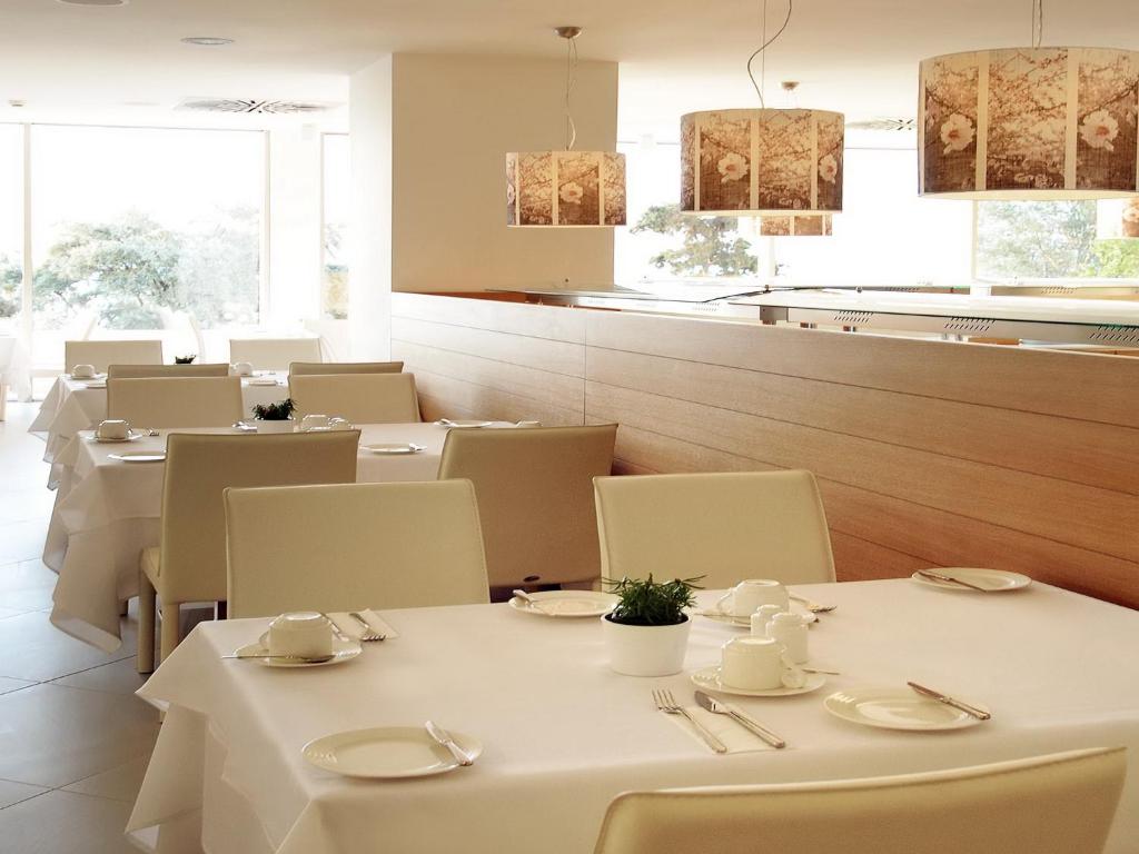 Restaurace v ubytování Lucy Hotel