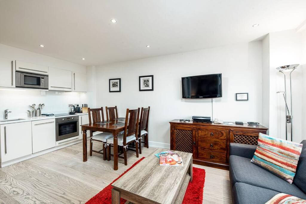 Apartment 501 - Nell Gwynn House, Chelsea