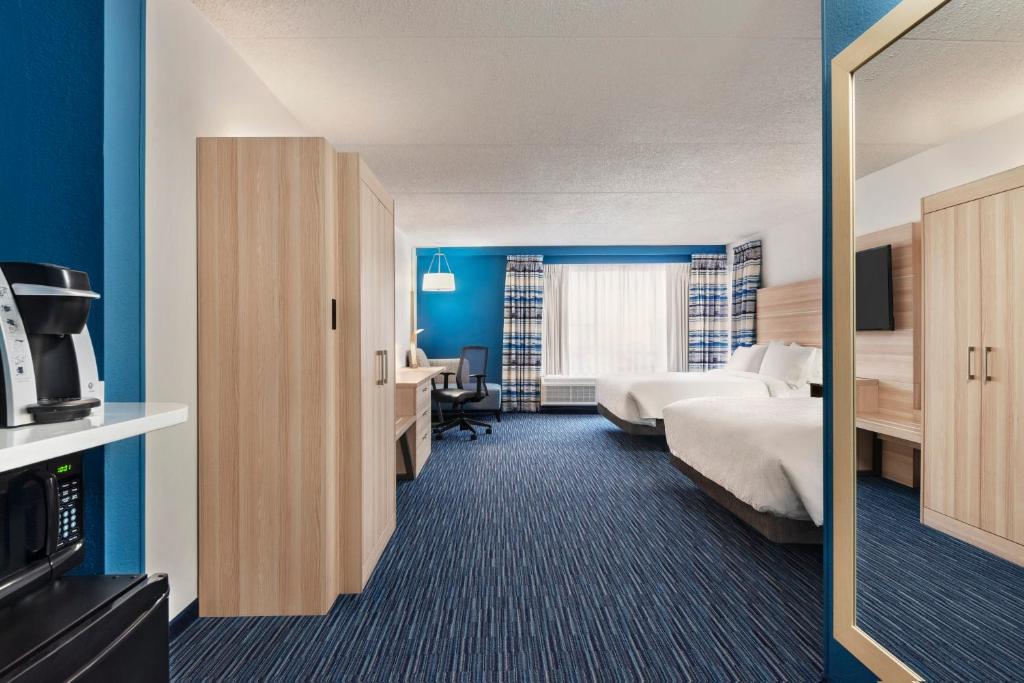 Holiday Inn Express Dumfries-Quantico by IHG - Camera Queen Standard Con Due Letti Queen