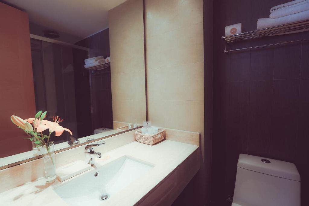 Un baño de Hotel Atacama Suites