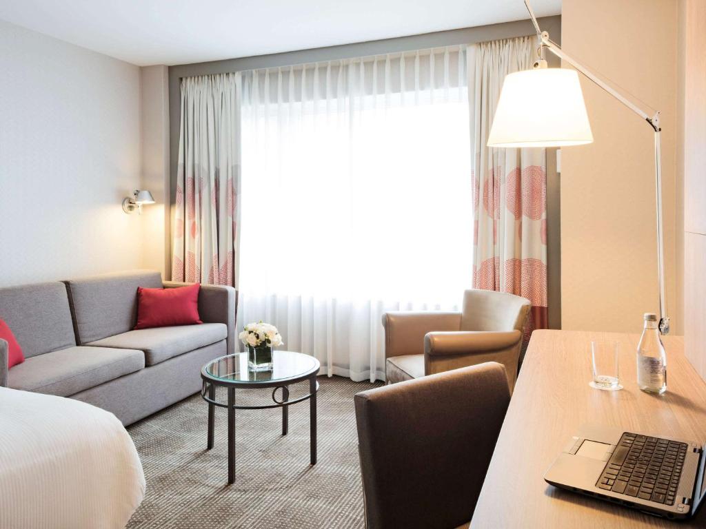 Posezení v ubytování Novotel Montreal Center
