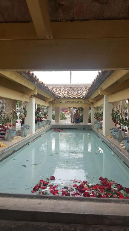 Bazén v ubytovaní Precioso apartamento a menos de 100m de la playa alebo v jeho blízkosti