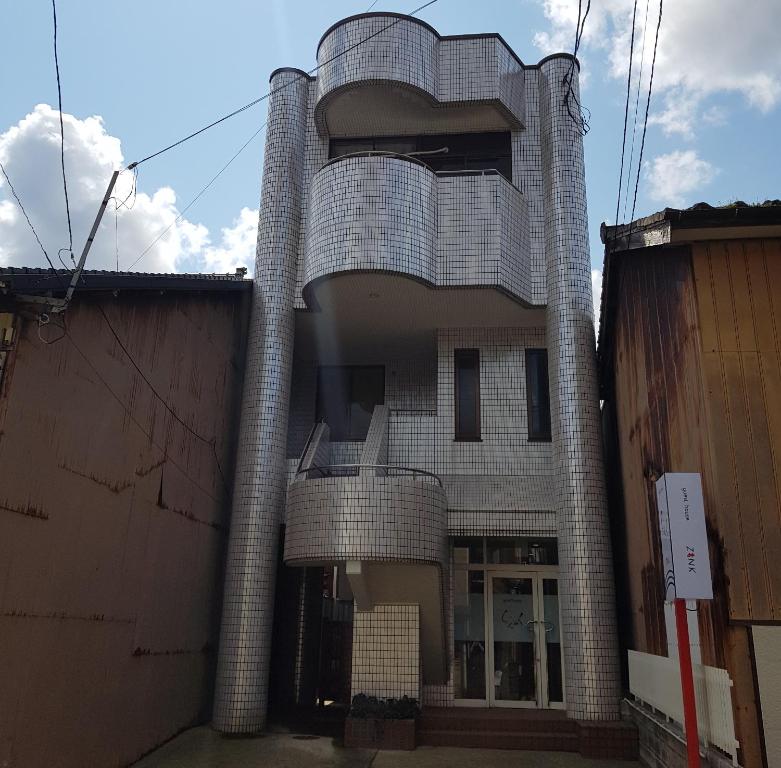 Budova, kde se penzion nachází