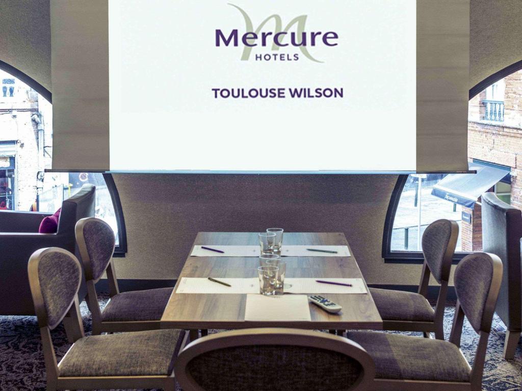 Posezení v ubytování Mercure Toulouse Centre Wilson Capitole
