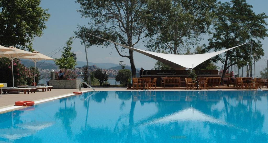 Bazén v ubytování Lucy Hotel nebo v jeho okolí