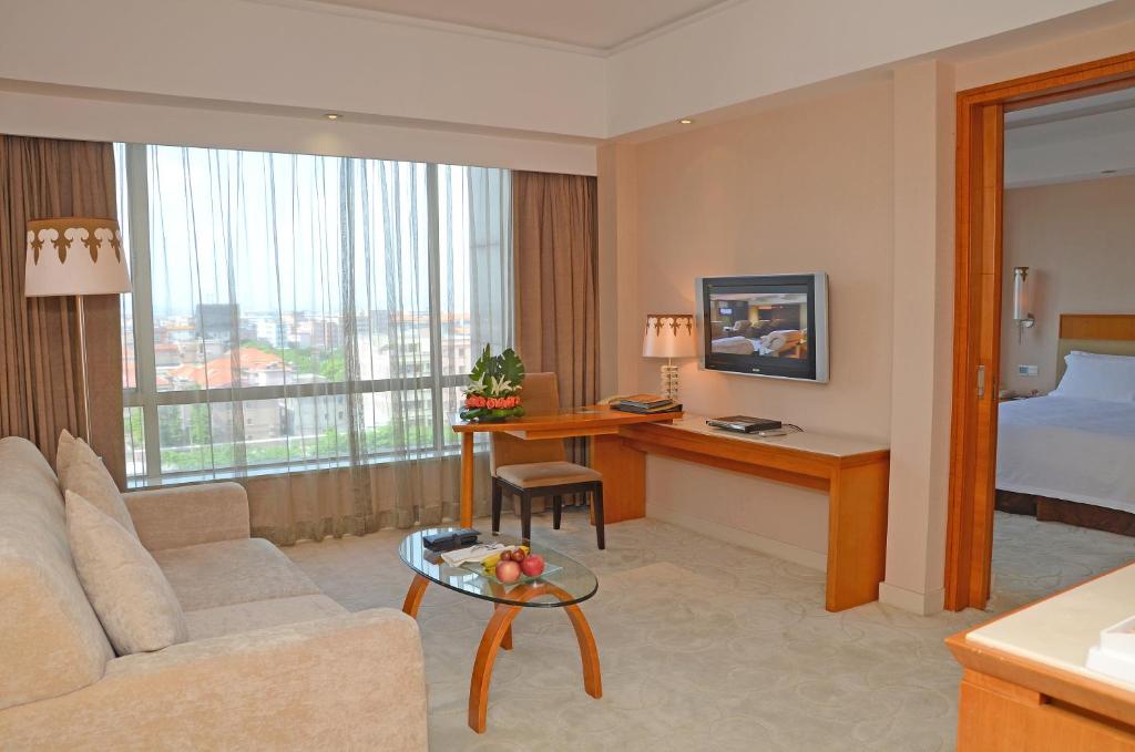 TV a/nebo společenská místnost v ubytování Dongguan Well Garden Hotel