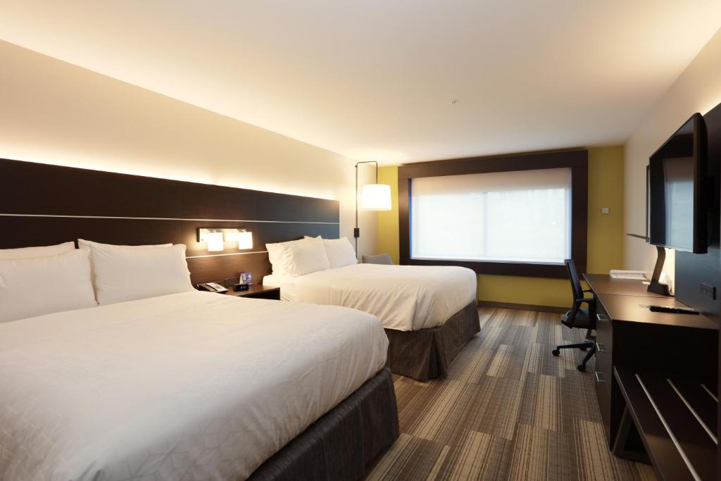 Postel nebo postele na pokoji v ubytování Holiday Inn Express Oneonta by IHG
