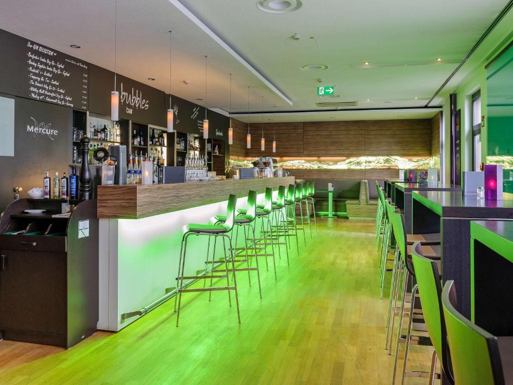 Lounge nebo bar v ubytování Mercure Hotel München Süd Messe