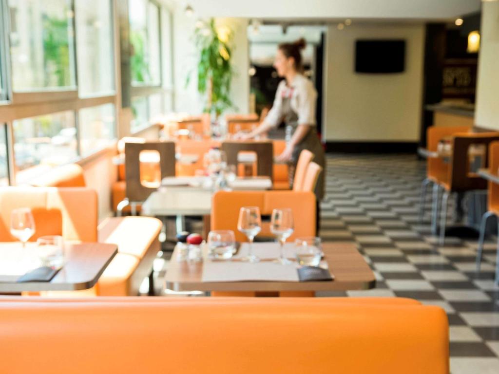 Restaurace v ubytování ibis Nice Centre Gare