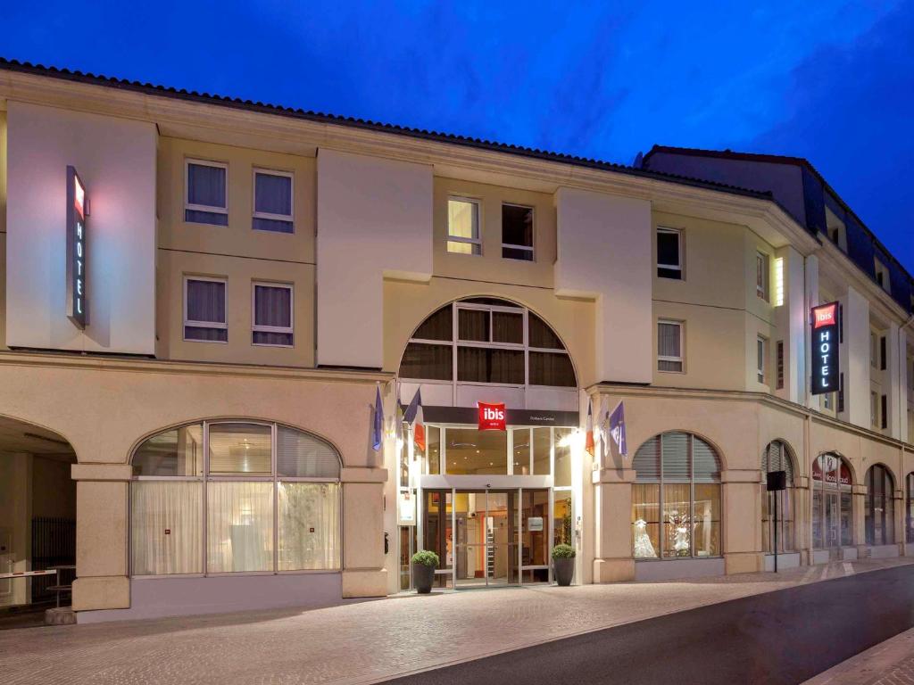 a rendering of the front of the hotel at ibis Poitiers Centre in Poitiers