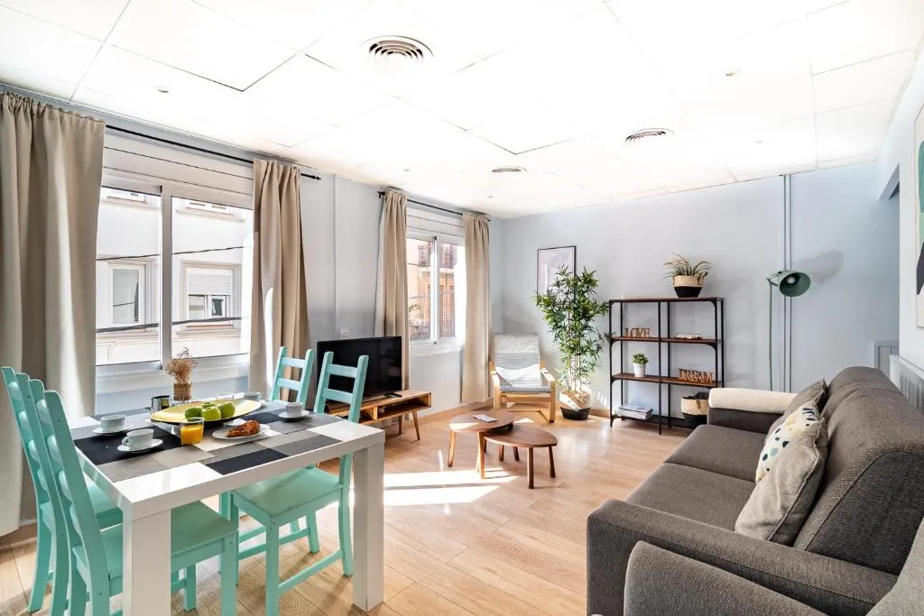 STYLISH SAGRADA FAMILIA APARTMENT MRHAA, Barcelona, Spania