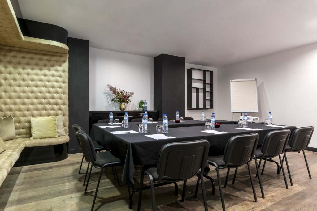 9Hotel Mercy - Resim 32