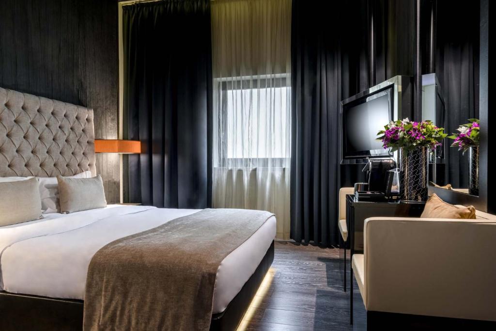 9Hotel Mercy - Resim 8