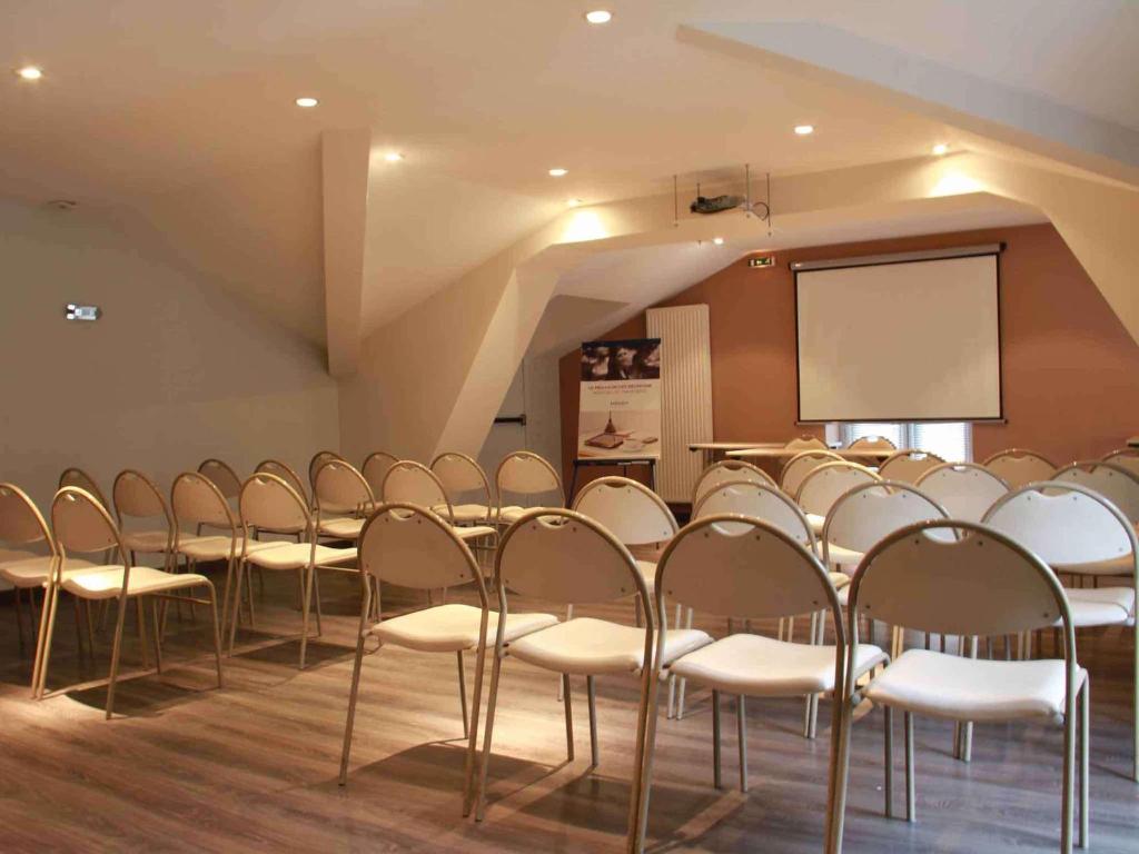 Konferenční prostory v ubytování Hôtel Mercure Saint-Nectaire Spa & Bien-être