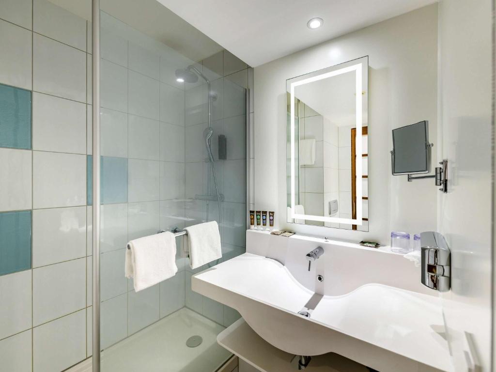 Koupelna v ubytování Novotel Zurich City West