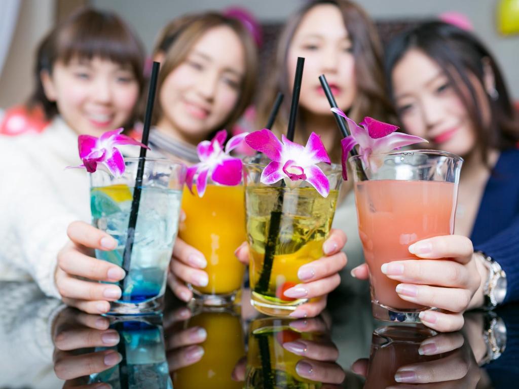 Nápoje v ubytování Hotel BaliAn Resort Yokohama Kannai - Adult Only