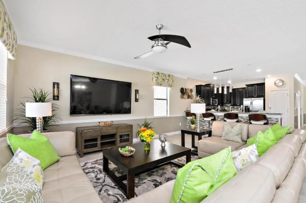HUGE 8-Bed Champions Gate Resort Home-1433RFD, Davenport, United States