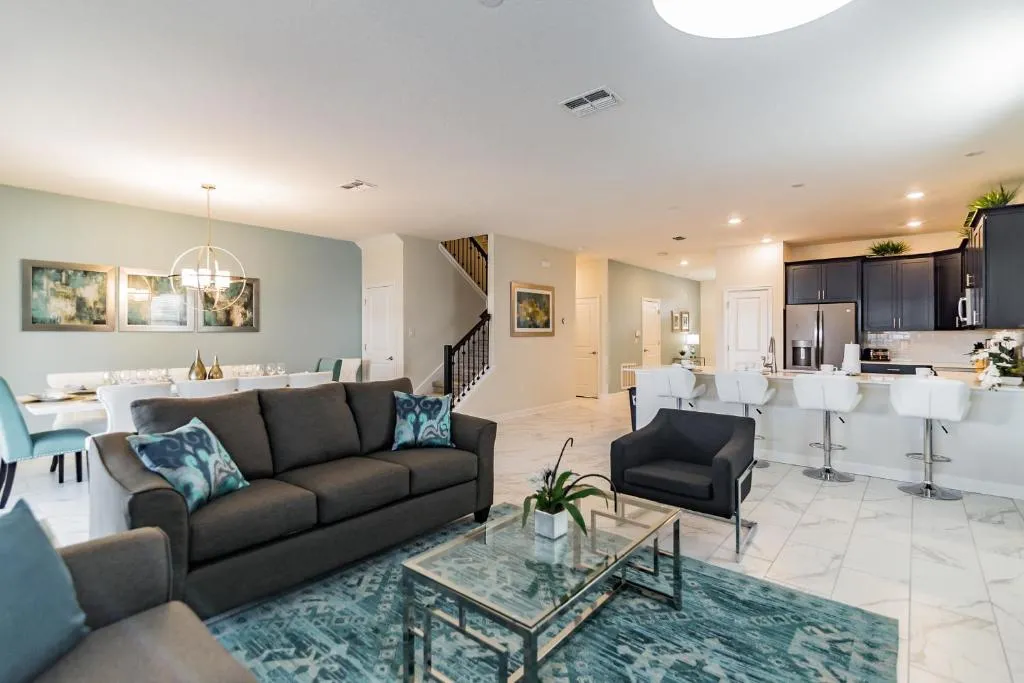 Spacious 8-Bed ChampionsGate Resort Hm-1559PW, Davenport, United States