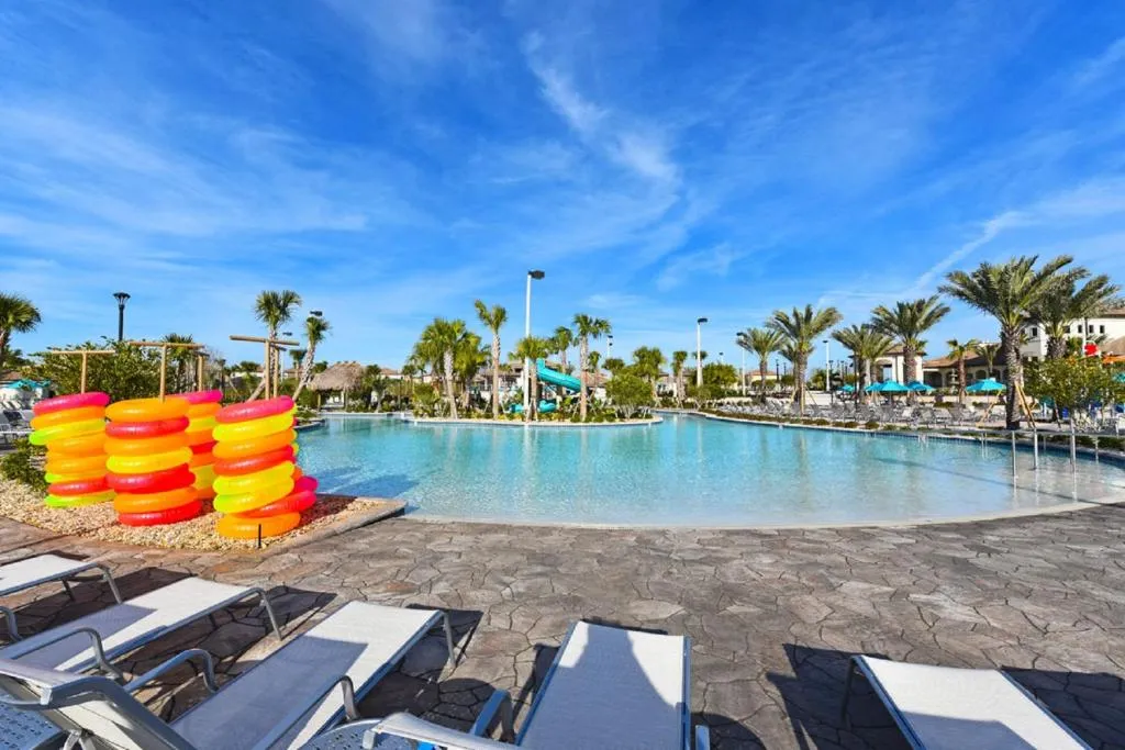 Gorgeous 8Bd Pool Home Champions Gate-1424WW, Davenport, United States
