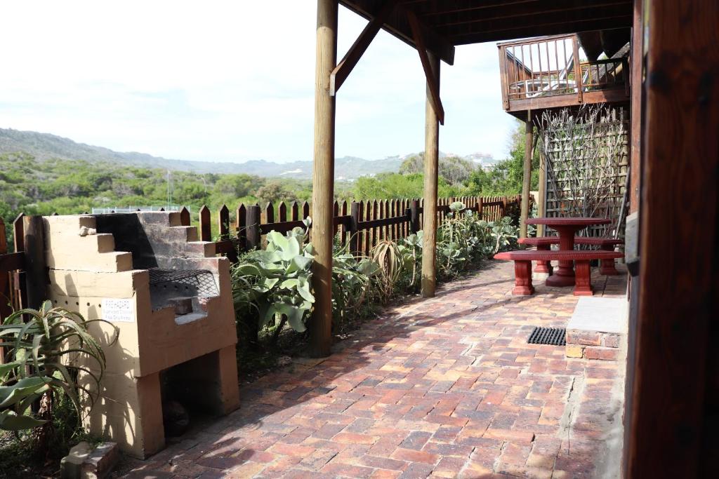 Myoli Beach Lodge - Image 17
