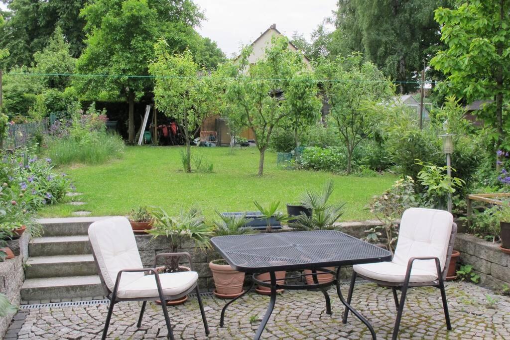 House at Frankfurt with garden, 15 minutes to the main station