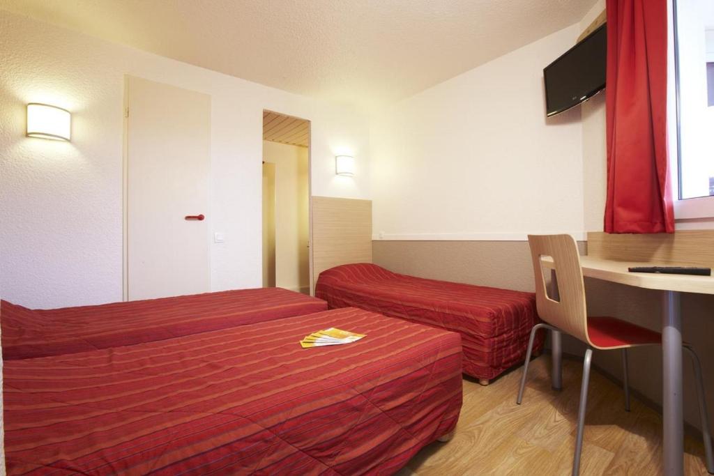 Premiere Classe Avignon Courtine Gare TGV - Resim 19