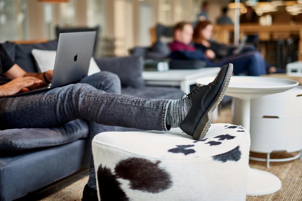 Posezení v ubytování IKEA Hotell