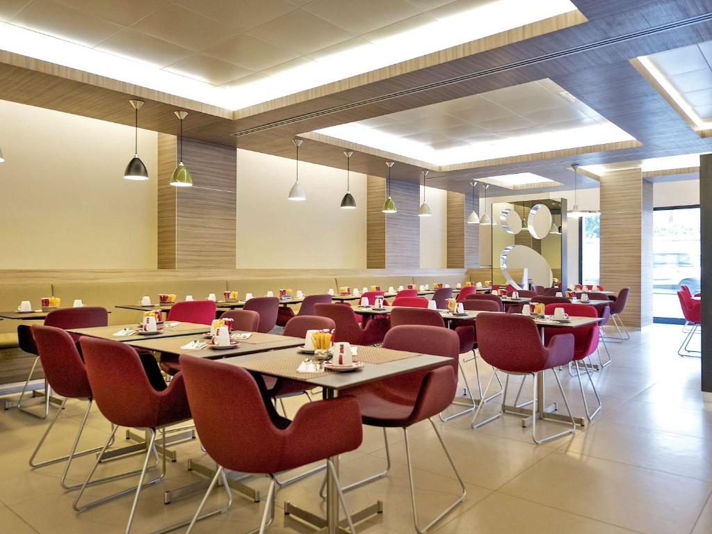 Posezení v ubytování Mercure Roma Centro Colosseo