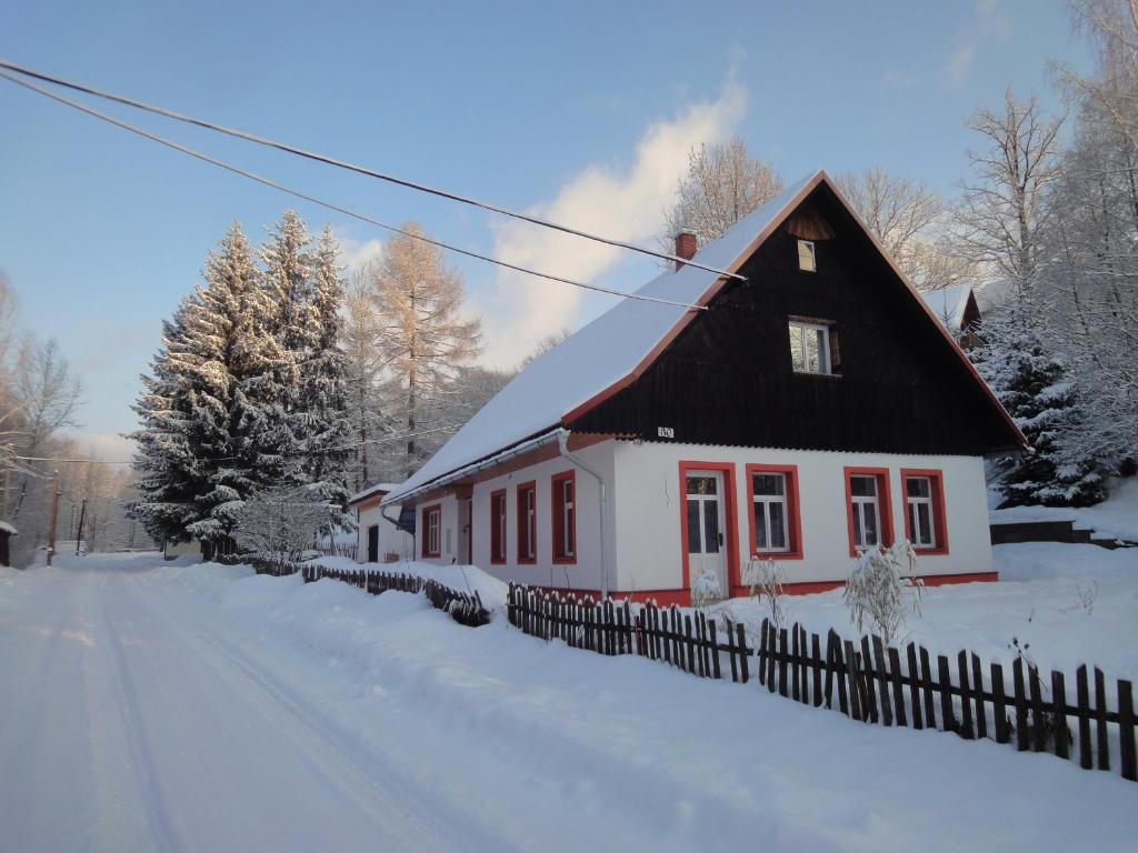 Holiday House Javornik v zimě